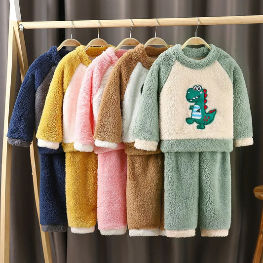Ensemble de glouton d'hiver pour enfants
